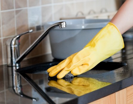 Professional carpet cleaning in a Fulham home living room