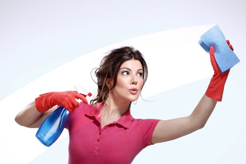 Professional carpet cleaning in a Fulham living room